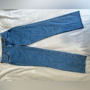 Women’s Jeans Size 28